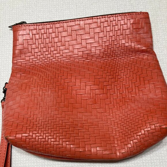 EUC Patricia Nash Apricot Orange Leather Wristlet - Picture 3 of 10
